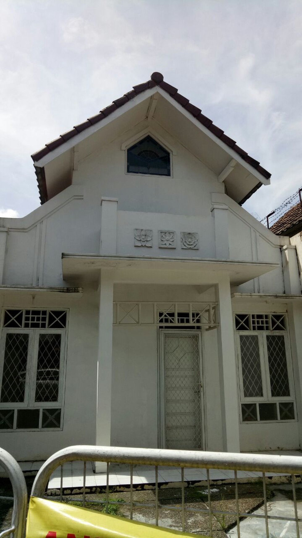 Rumah Minimalis, Hunian Nyaman, dan Strategis @Bintaro