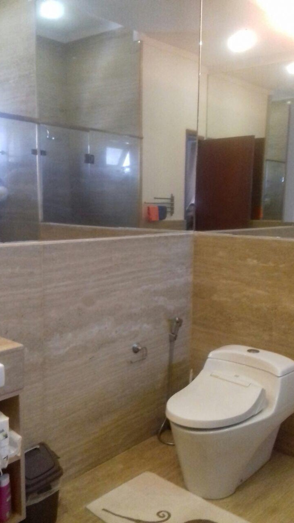 Rumah Siap Huni, Semi Furnish, Hunian Nyaman dan Asri @Kebayoran Garden, Bintaro