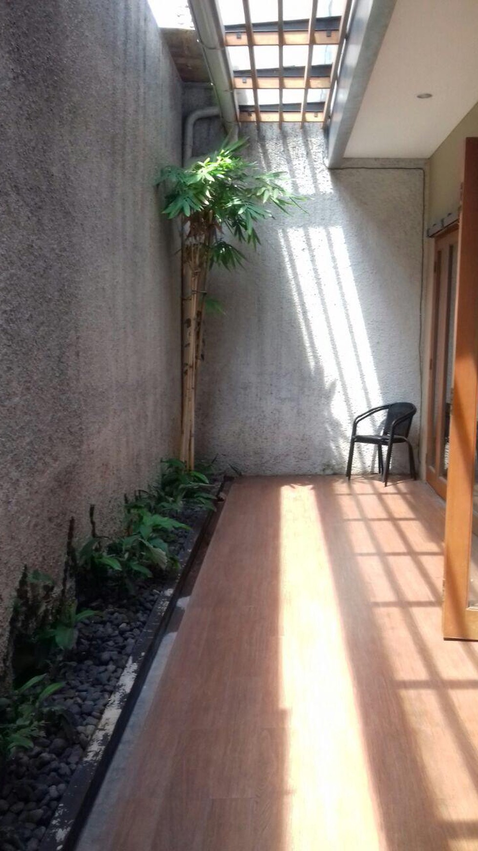 Rumah Siap Huni, Semi Furnish, Hunian Nyaman dan Asri @Kebayoran Garden, Bintaro