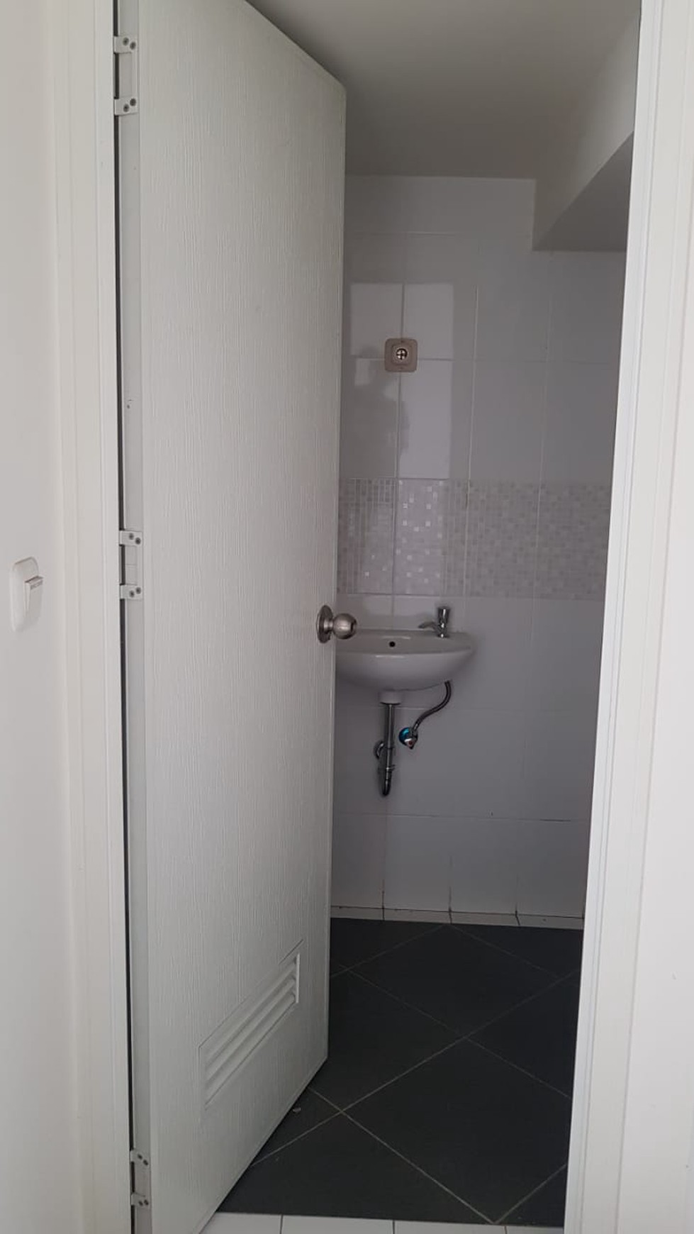 Dijual Rumah di suvarna sutera Tangerang