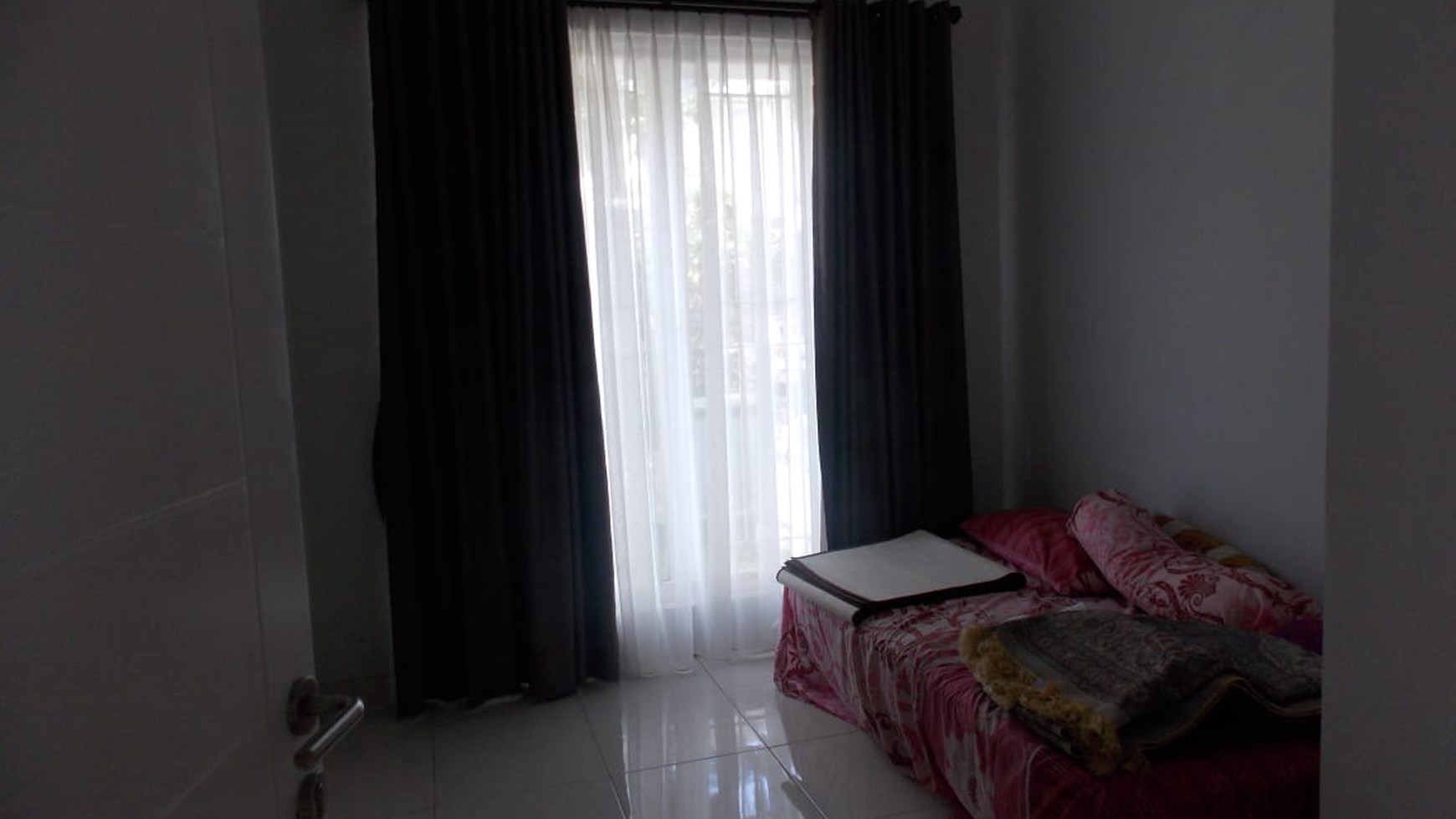 Rumah Siap Huni di Cluster Emerald View Bintaro Jaya, Sektor 9 Bintaro