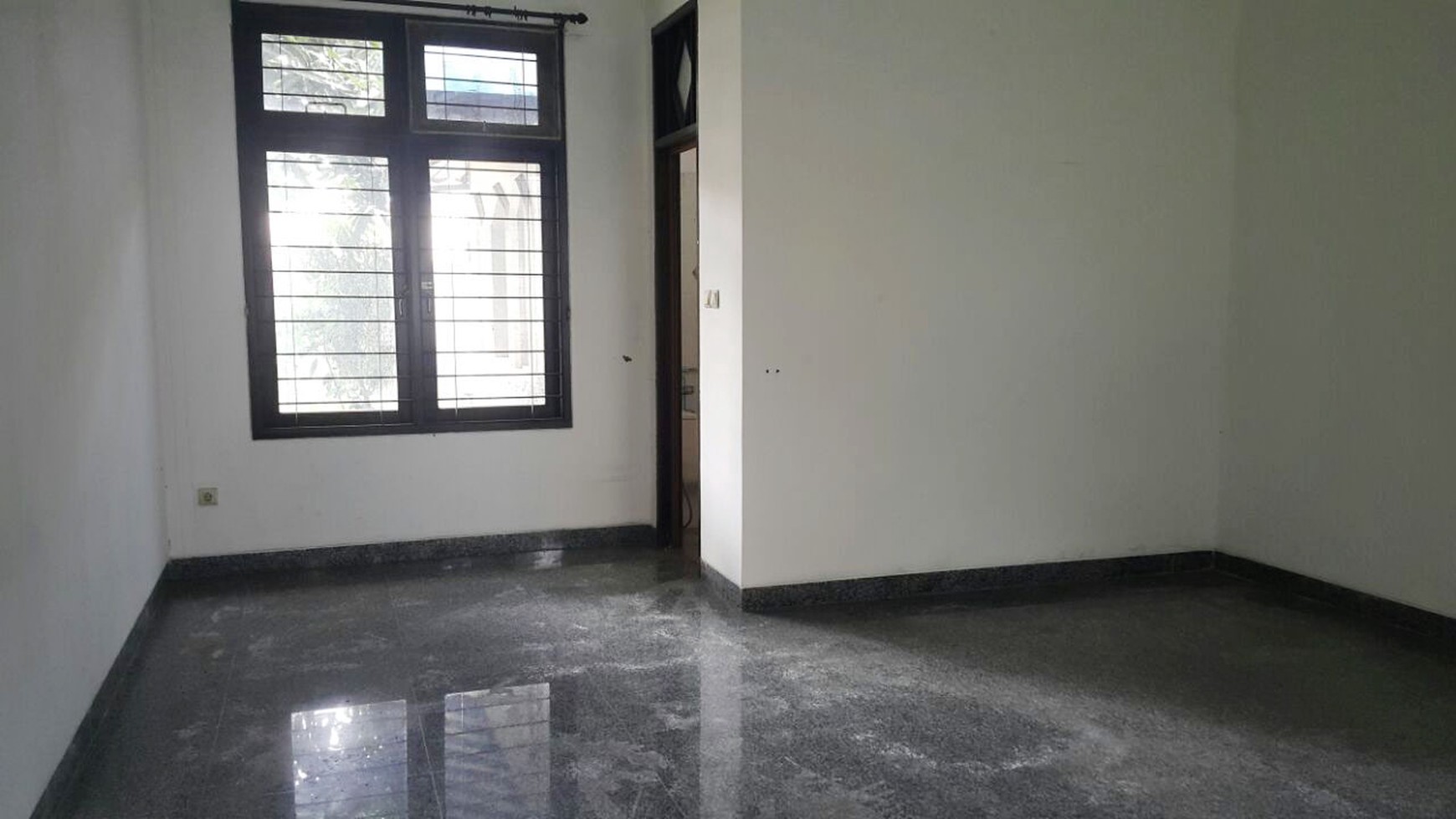 Dijual Rumah, nyaman dan lokasi strategis @Pondok Aren
