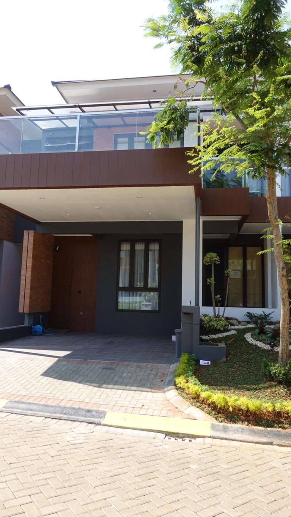 Dijual Rumah di Discovery Serenity Bintaro Jaya Sektor 9