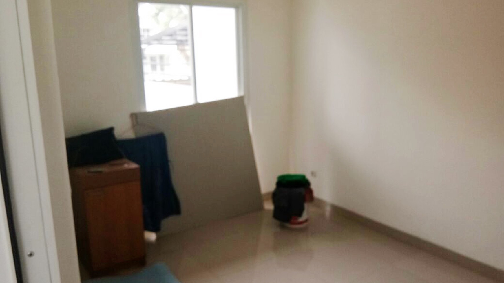 Rumah Luas dan Nyaman di Kawasan Graha Raya Bintaro