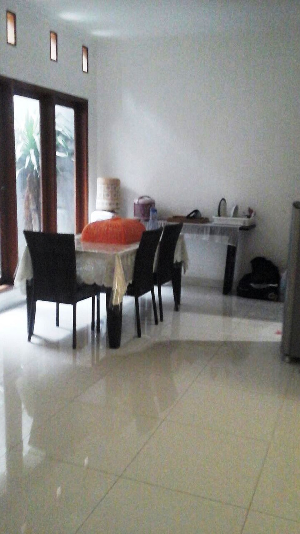 Rumah Nyaman dan Siap Huni di Kawasan Palem Indah, Ciputat