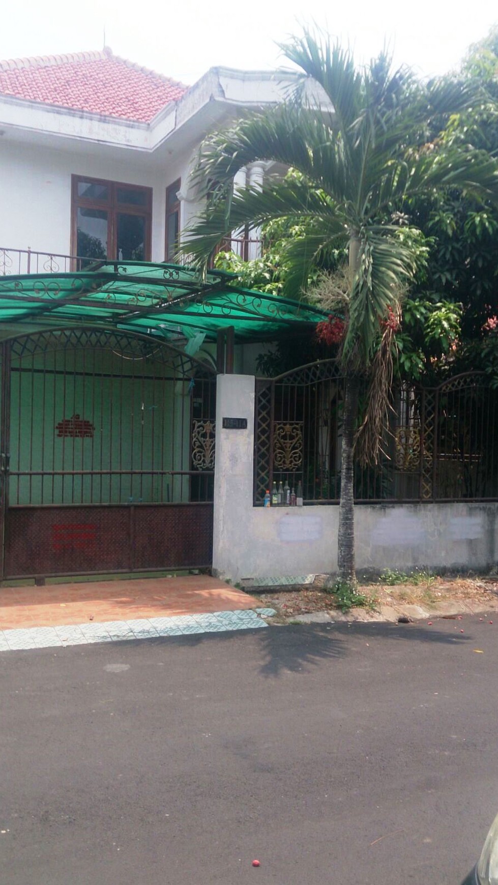 Dijual Rumah Siap Huni, Nyaman dan Lokasi Strategis @Graha Raya