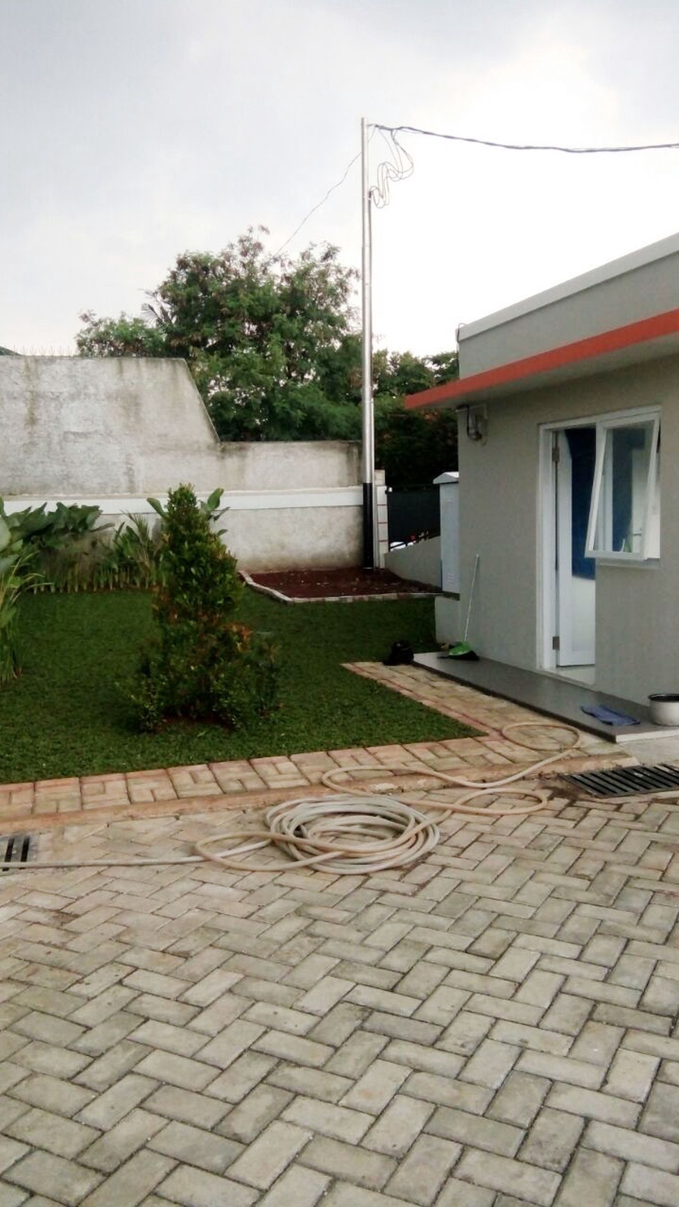 Rumah Siap Huni, Nyaman, Asri dan Strategis @Bintaro