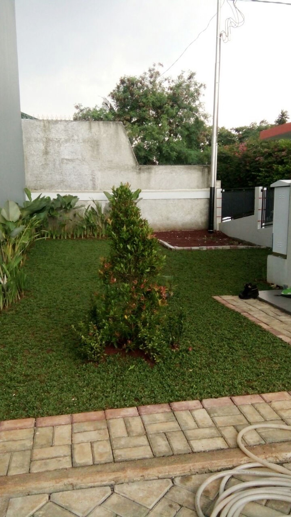 Rumah Siap Huni, Nyaman, Asri dan Strategis @Bintaro