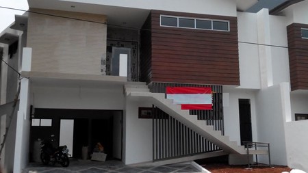 Rumah Minimalis, Hunian Nyaman, dan Strategis @Bintaro