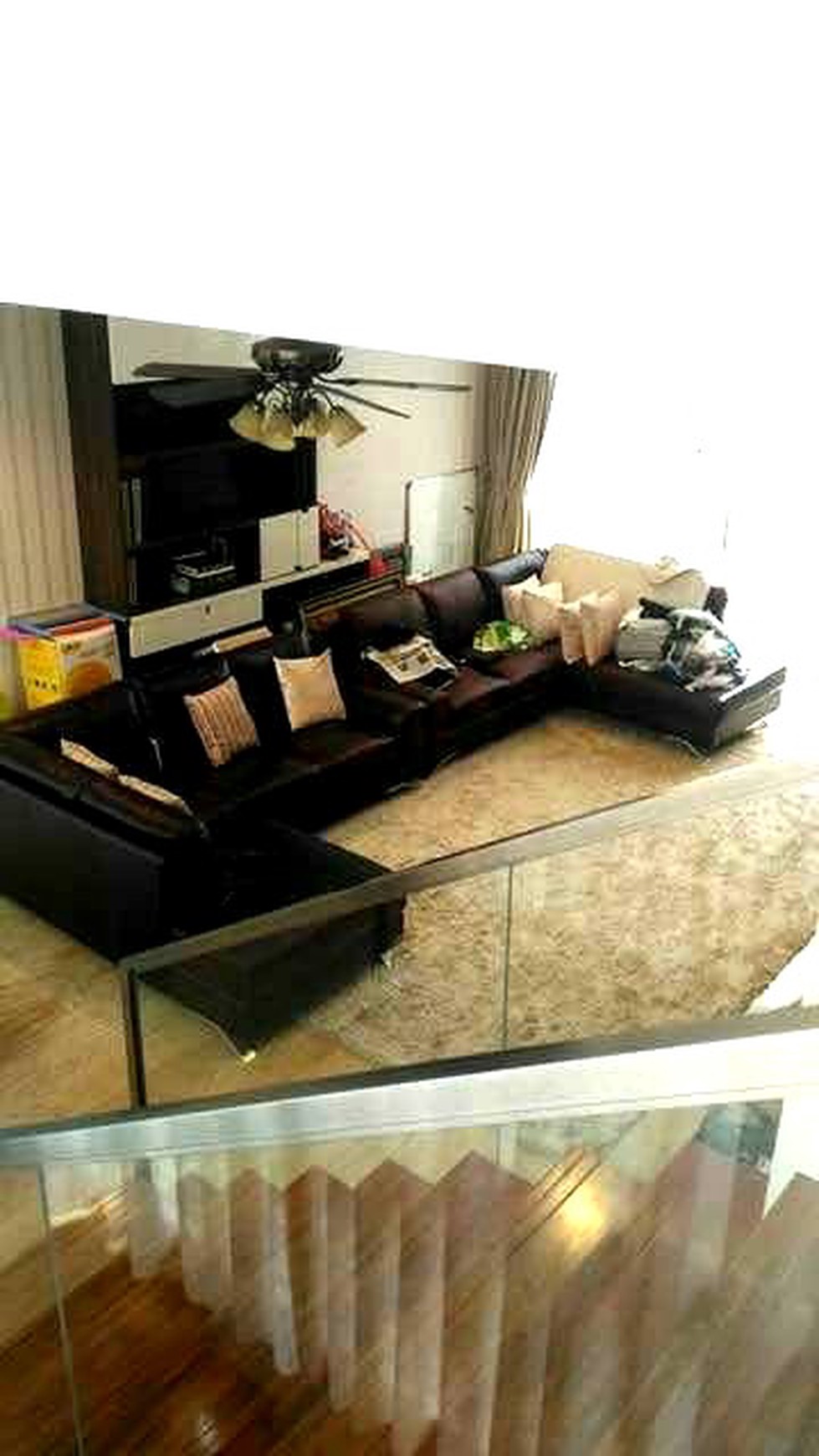 Rumah Minimalis Lt 204m Lb 300m harga 4.65M nego di kawasan Elite Kebayoran View Bintaro