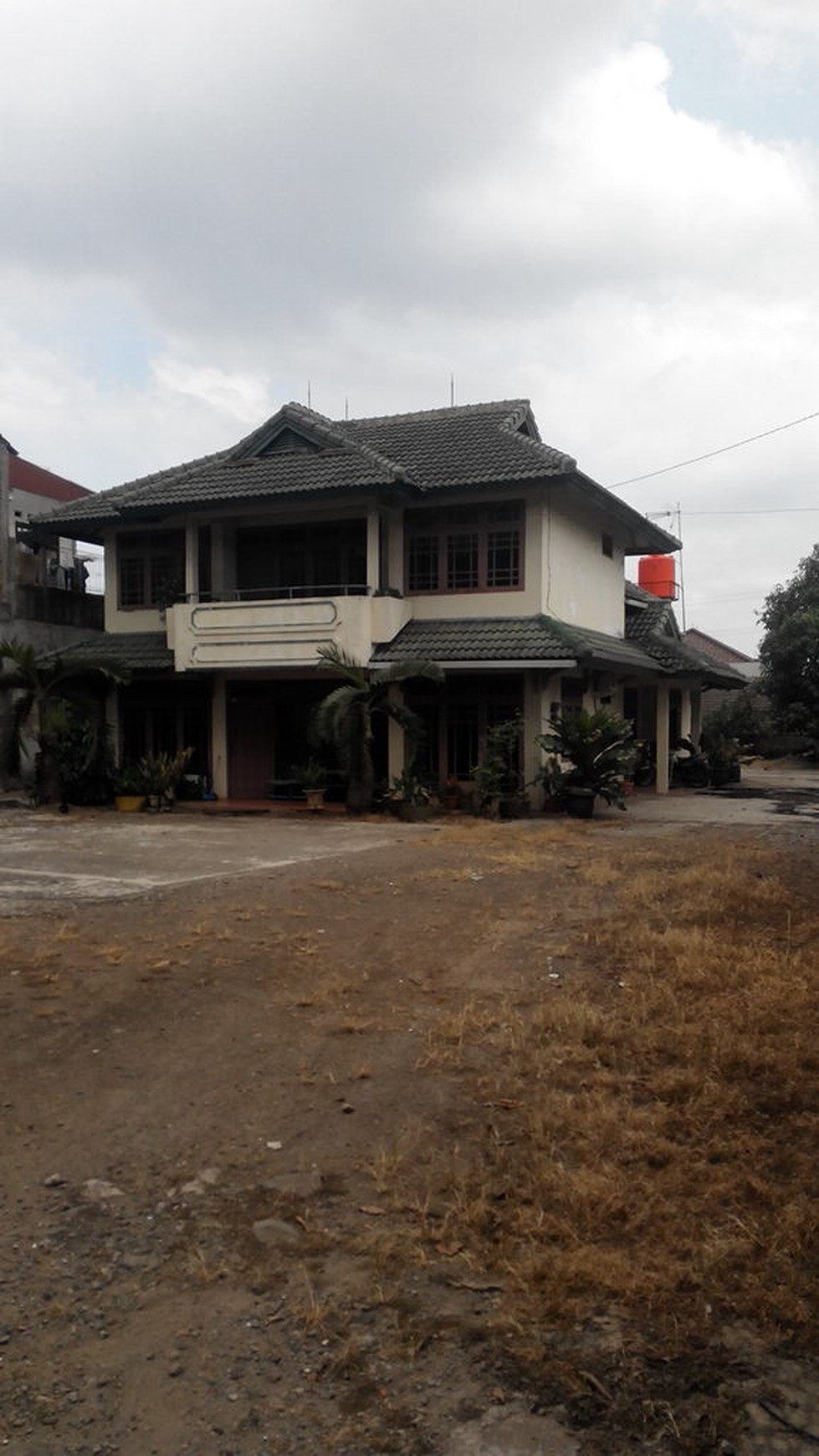 Dijual Rumah siap huni, lingkungan nyaman dan lokasi strategis @Dekat Bintaro