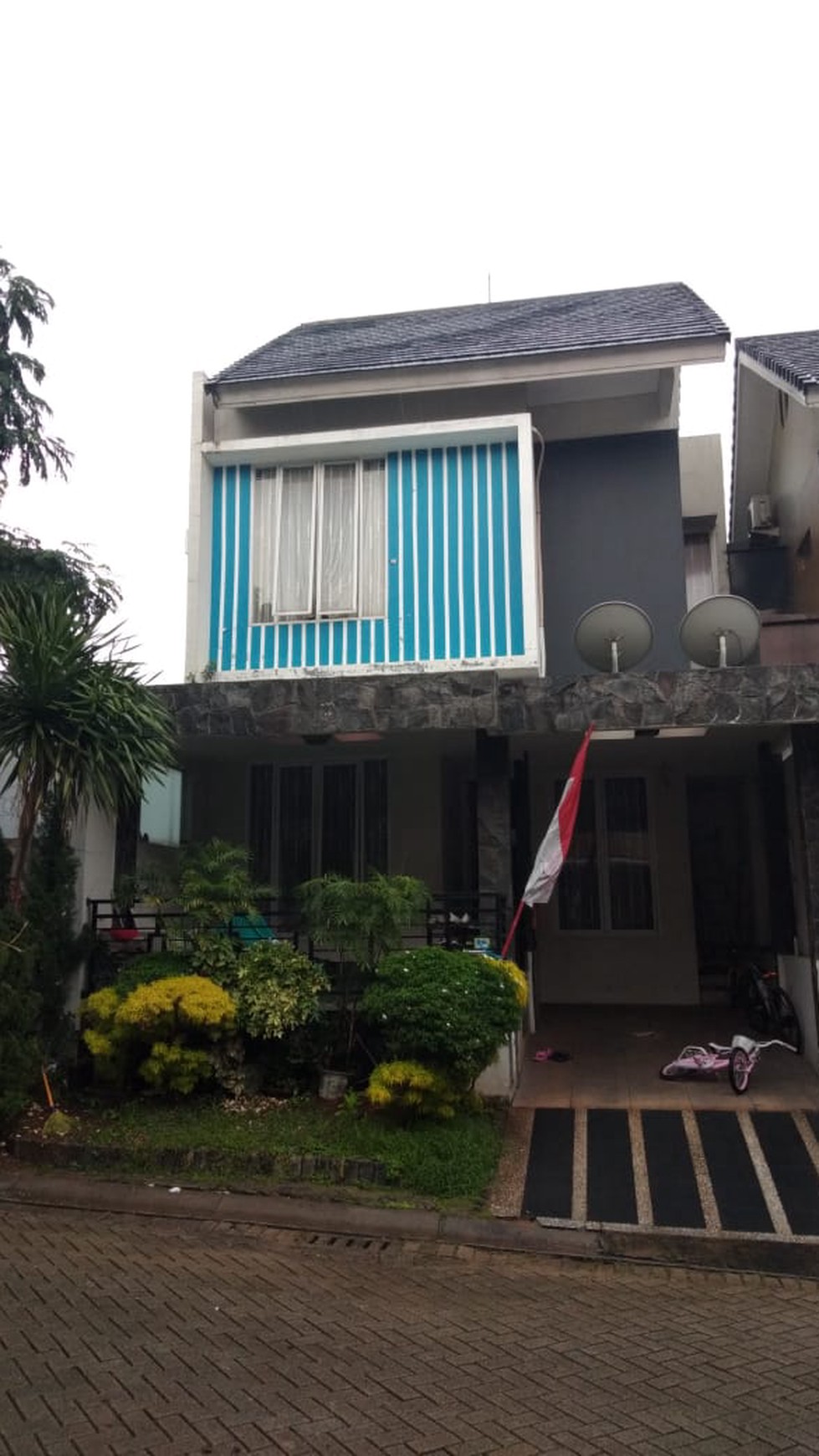 Rumah Nyaman dan Siap huni di Kawasan Emerald, Bintaro