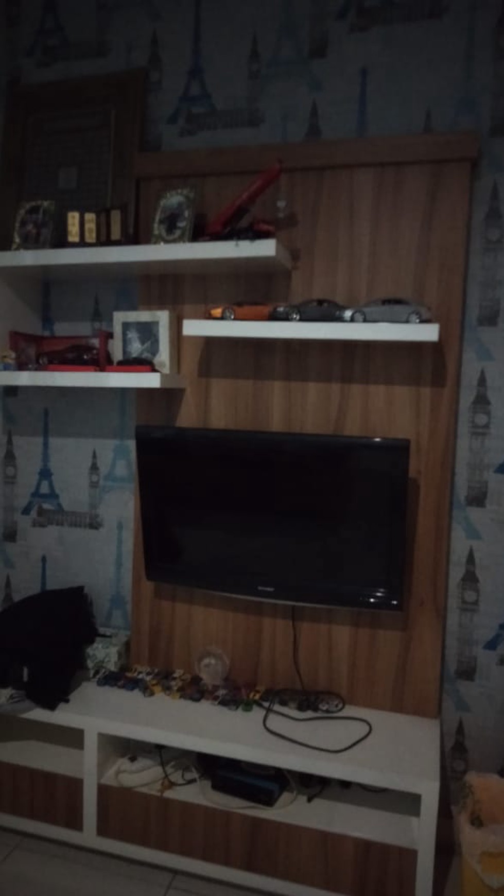 Rumah Nyaman dan Siap huni di Kawasan Emerald, Bintaro