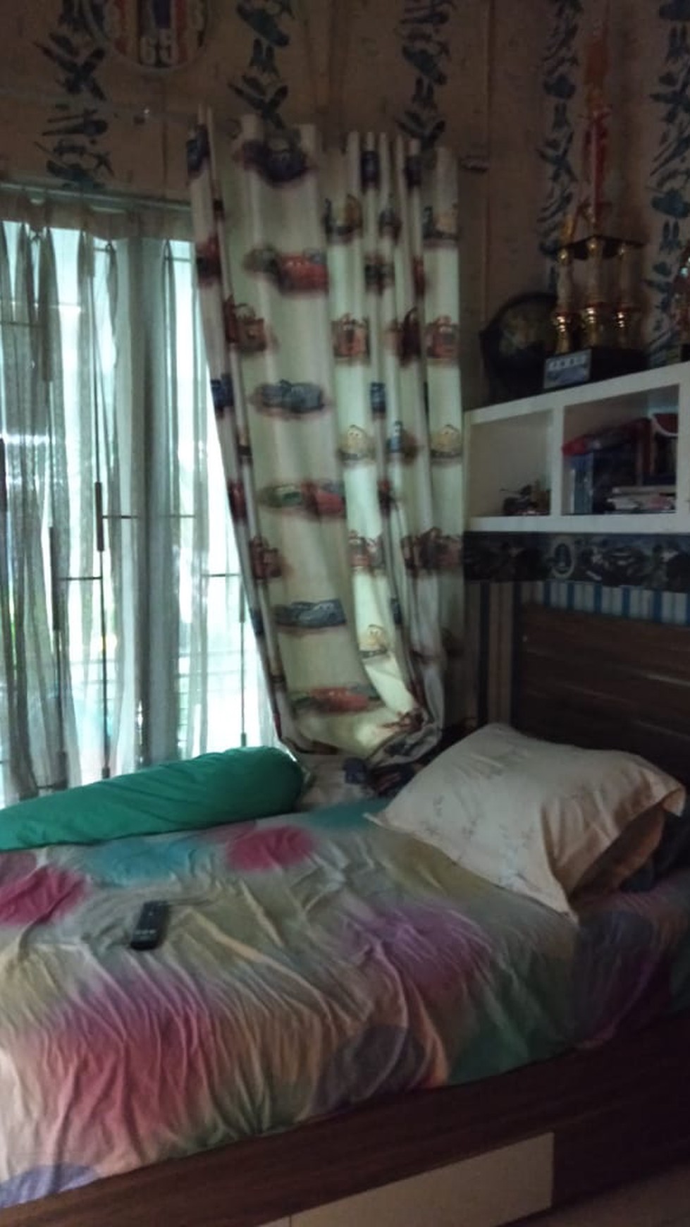 Rumah Nyaman dan Siap huni di Kawasan Emerald, Bintaro