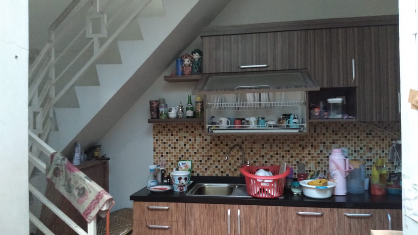 Rumah Nyaman dan Siap huni di Kawasan Emerald, Bintaro