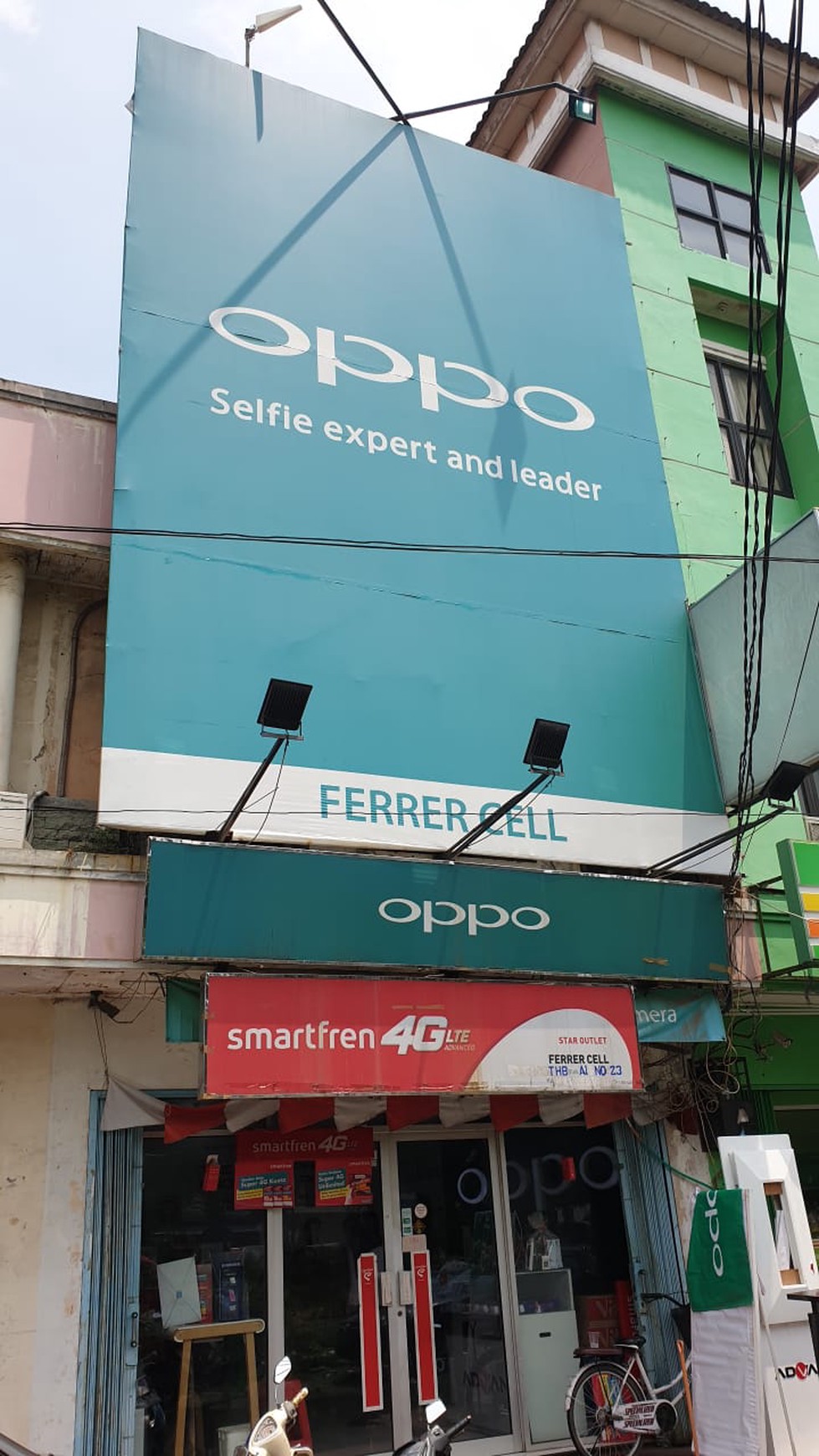 Ruko 2 Lantai - Taman Harapan Baru