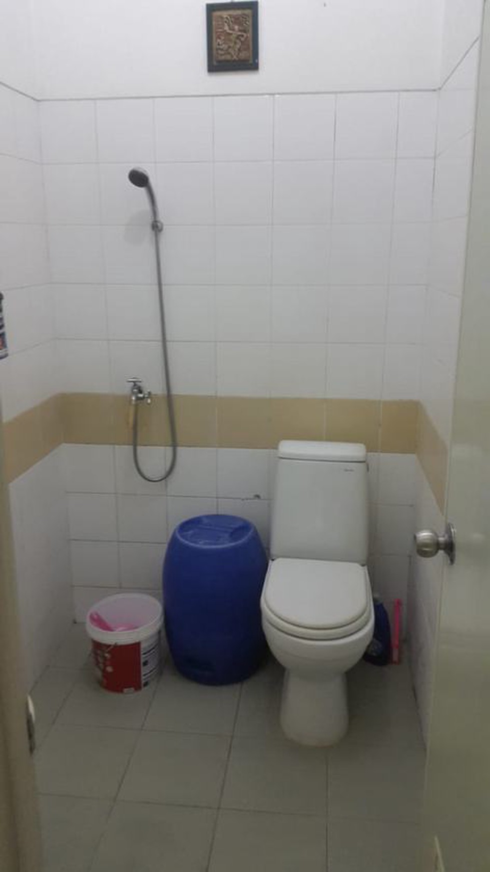 Dijual rumah lokasi strategis, dekat Cikal Sain John & Stasiun, harga terbaik, negolah