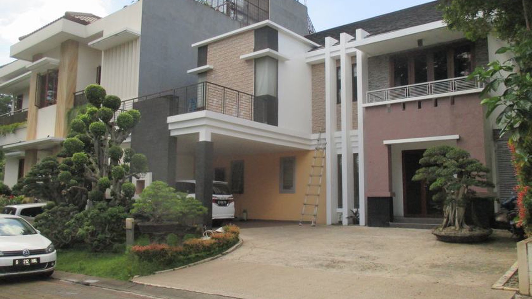 Dijual rumah salah satu Cluster terbaik di kawasan The Green, Fasum Club Couse
