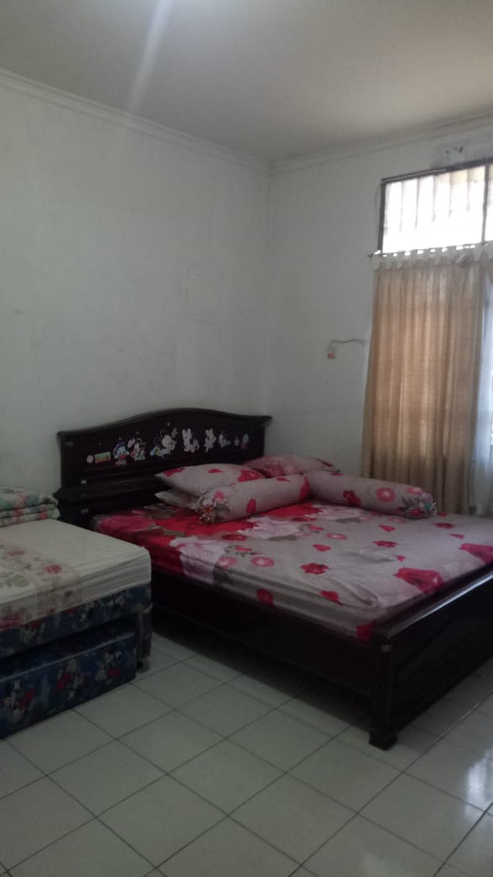 Rumah 2 lantai,lokasi ok dan Tenang ,Harga Nego di Cempaka Baru Jakarta Pusat