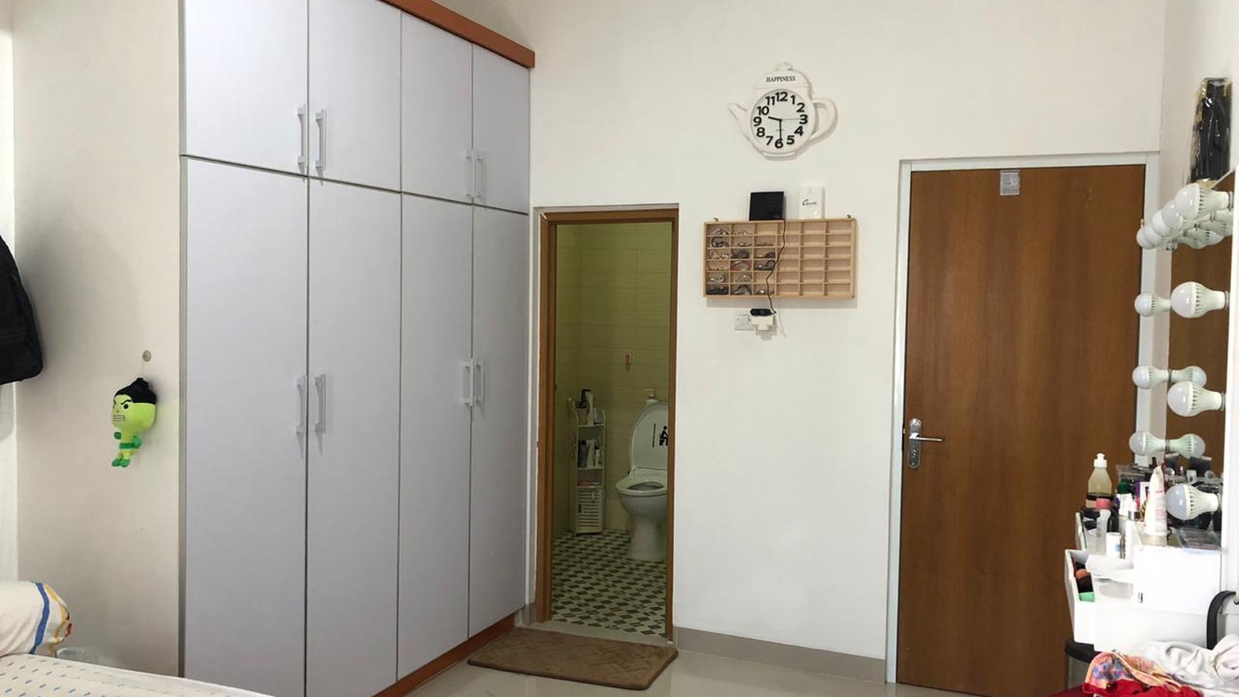 Rumah Siap Huni, Full Furnish, dan Hunian Nyaman @Haji Cari, Pd Kacang Barat