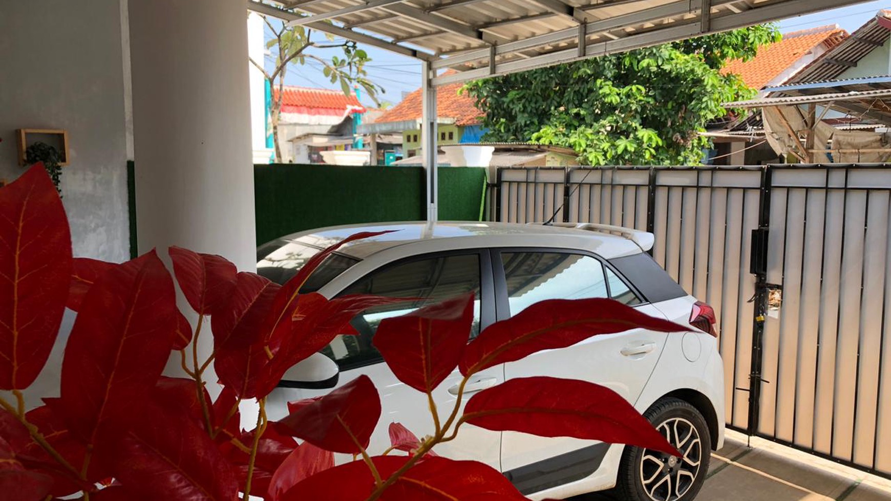 Rumah Siap Huni, Full Furnish, dan Hunian Nyaman @Haji Cari, Pd Kacang Barat