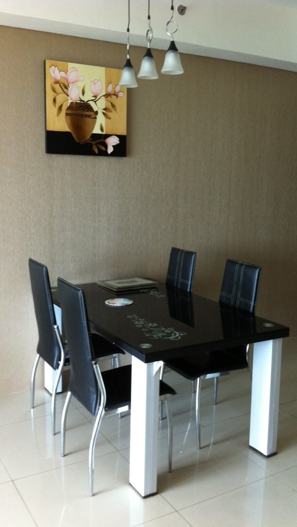 Sewa Apartemen Kemang Village 2 Bedroom Harga Murah