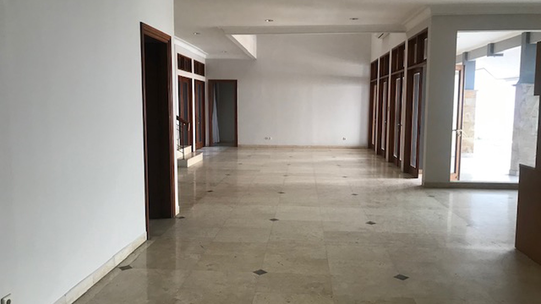 Sewa Rumah Terusan Hanglekir