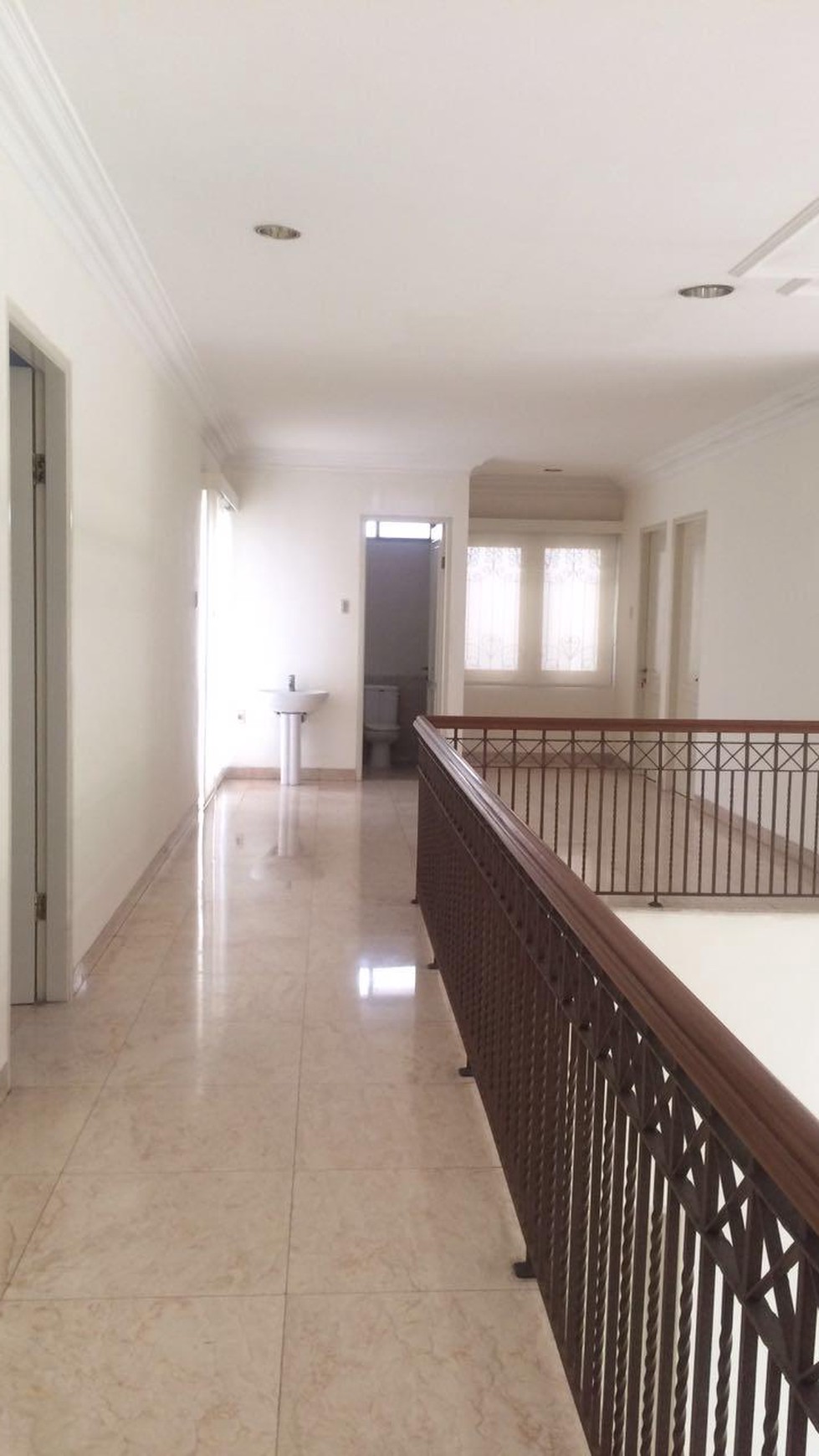 Sewa Rumah di Jl Kartini 7 Dalam , Jakarta Pusat