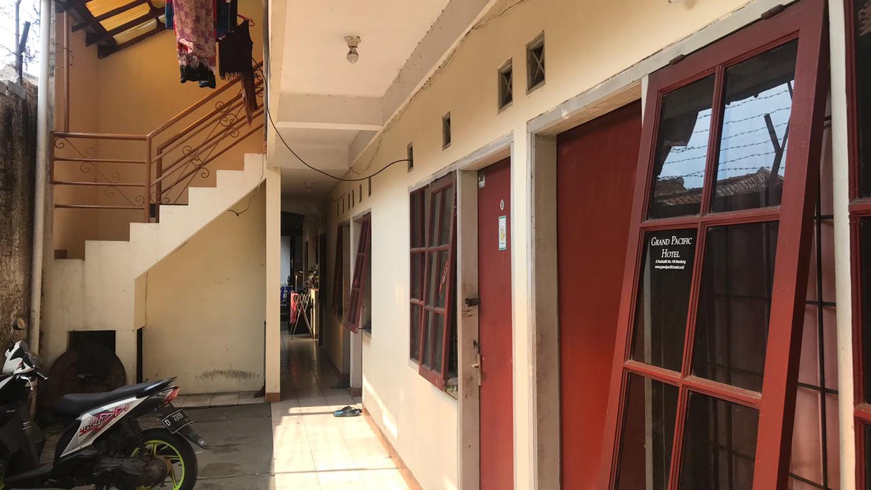 RUMAH KOS MOH YUNUS, PAJAJARAN DEKAT PASKAL 23