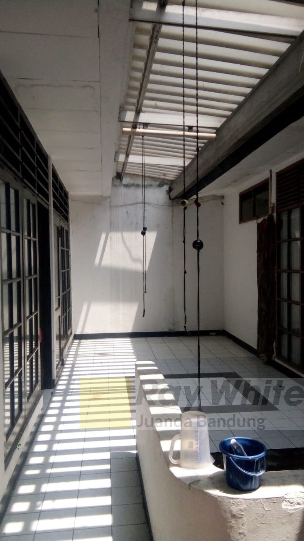 Cocok untuk Kantor/usaha di mainroad antapani