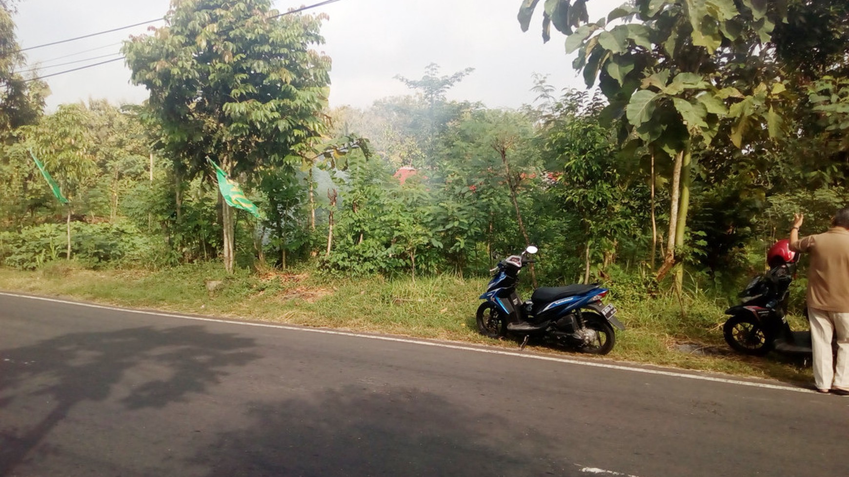 TANAH PEKARANGAN 588 METER DIPINGGIR JL RAYA, DEKAT TERMINAL BARU WONOSARI