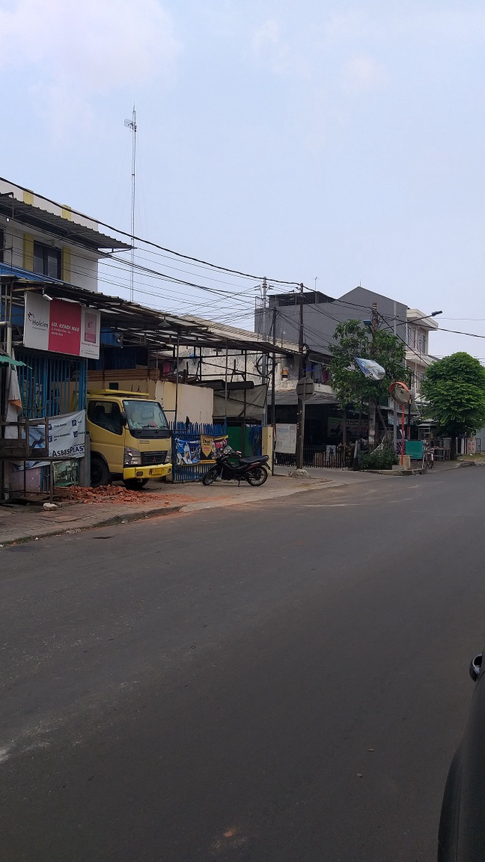 Lokasi cocok untuk usaha dan tempat tinggal