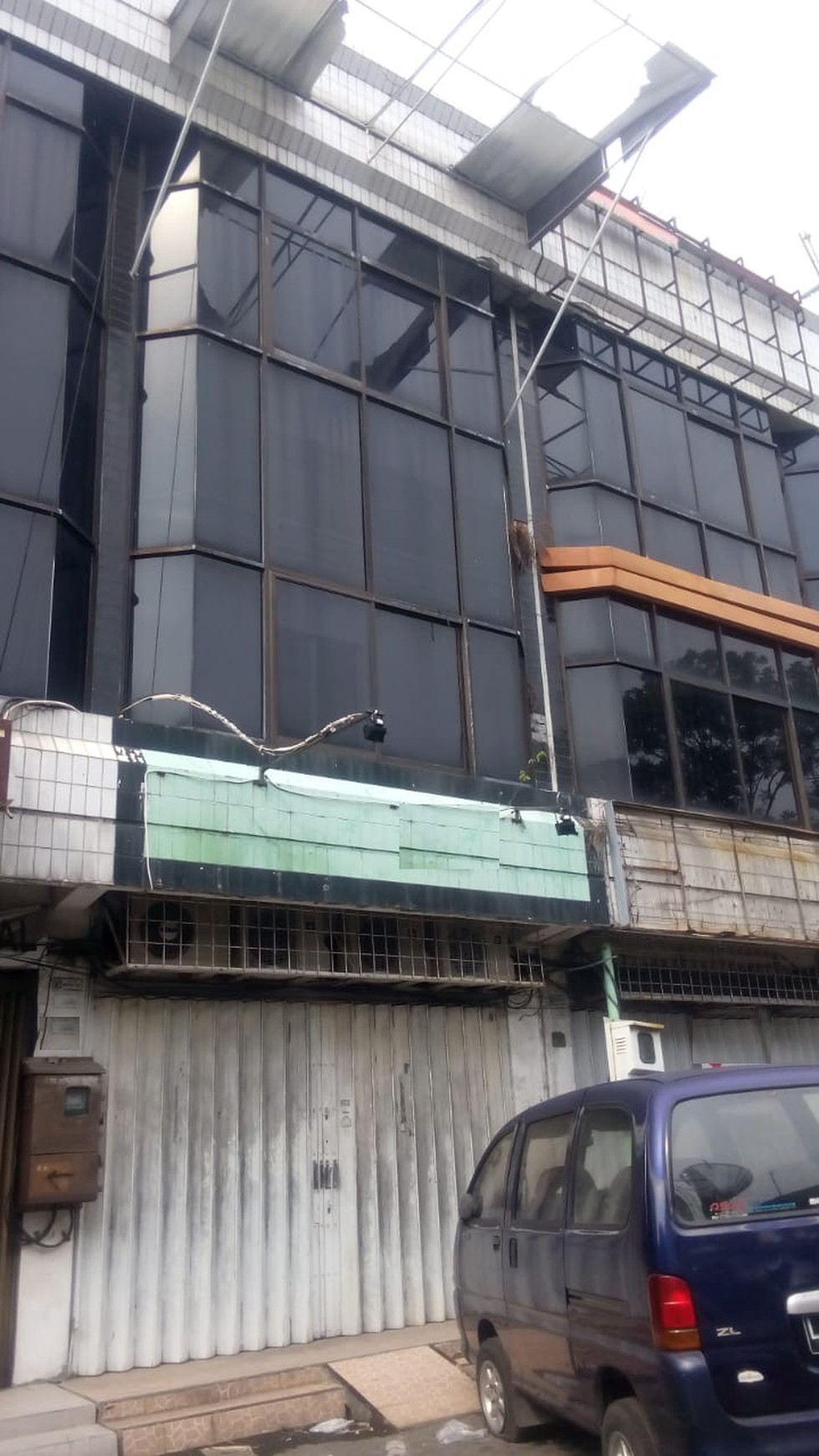 RUKO 3 LANTAI AMBENGAN PLAZA