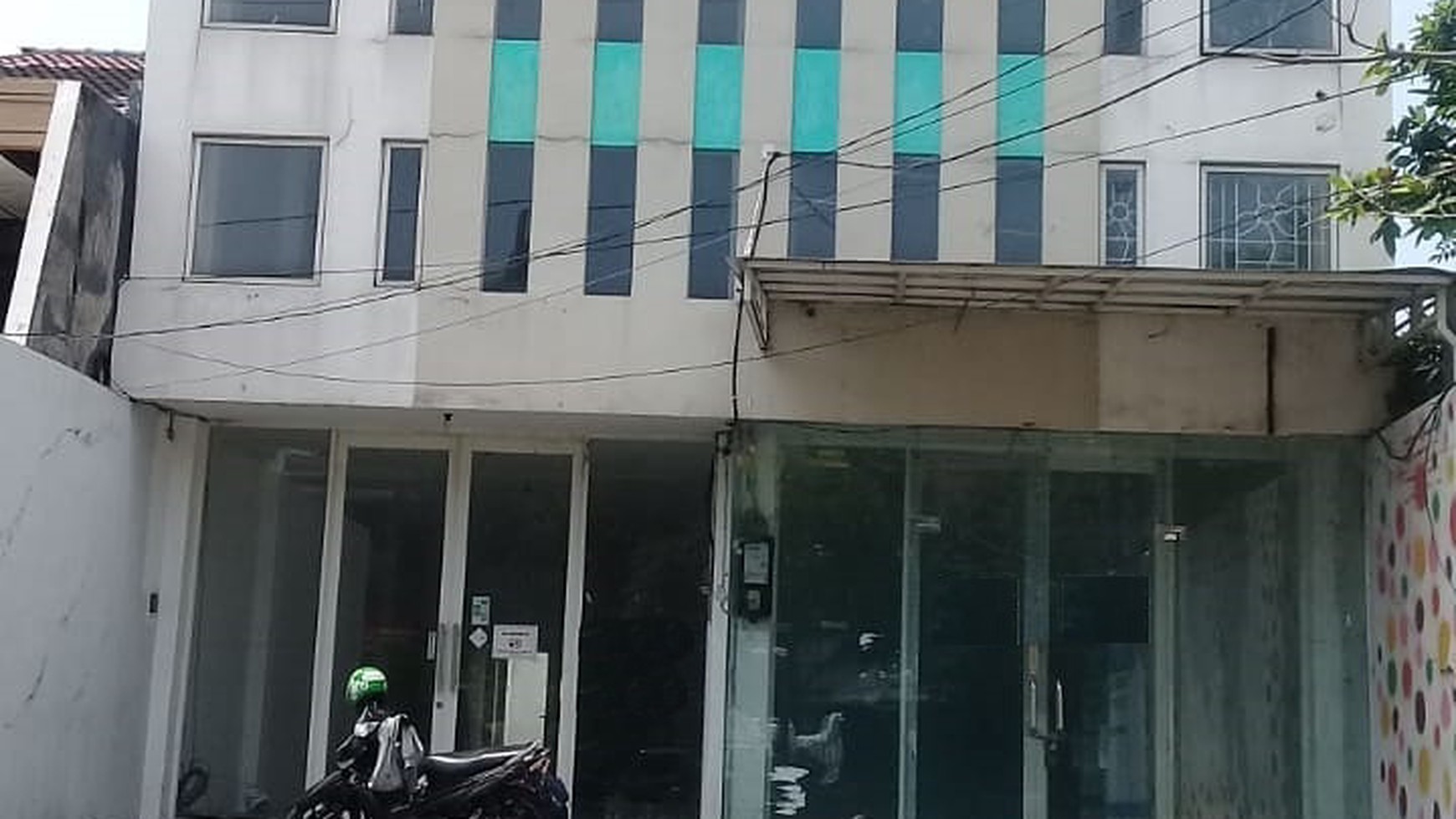 ruko 3 lantai daerah kenjeran cocok untuk bank lainnya