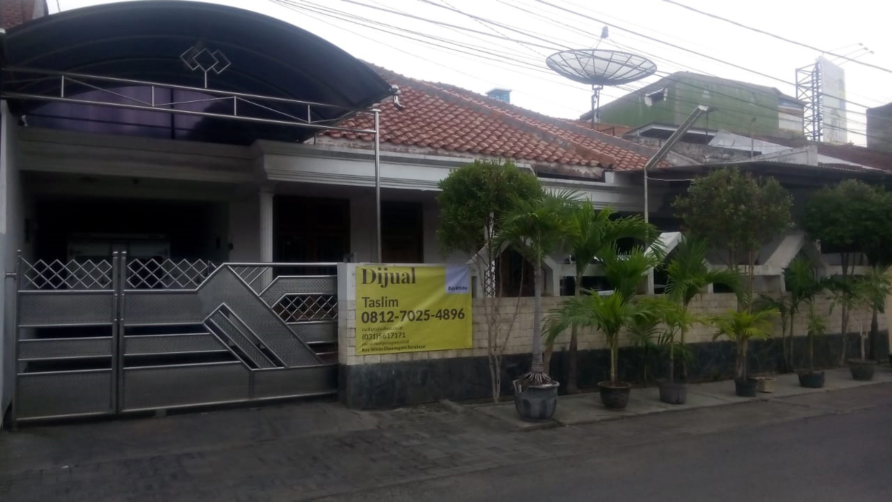 Rumah Bagus di Cipunegara Pusat Kota Surabaya