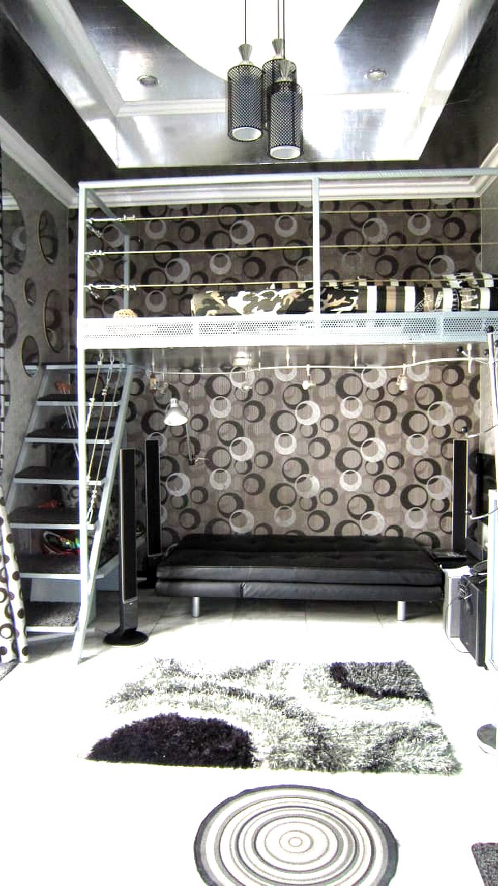 Rumah Klasik Modern luas 351m KT4+1 hanya 175Jt/Thn MURAH!!!