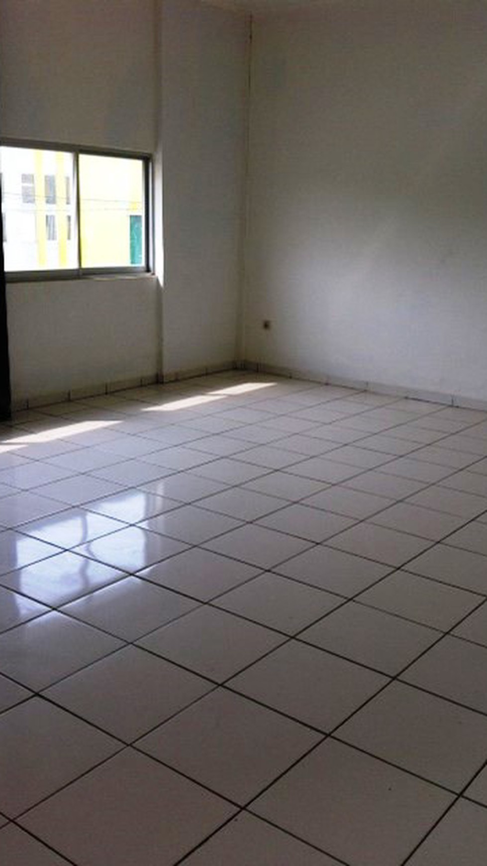 Gudang Siap Pakai, Akses Strategis, dan Akses Jalan Belas Menuju Gudang @Bizhub Serpong