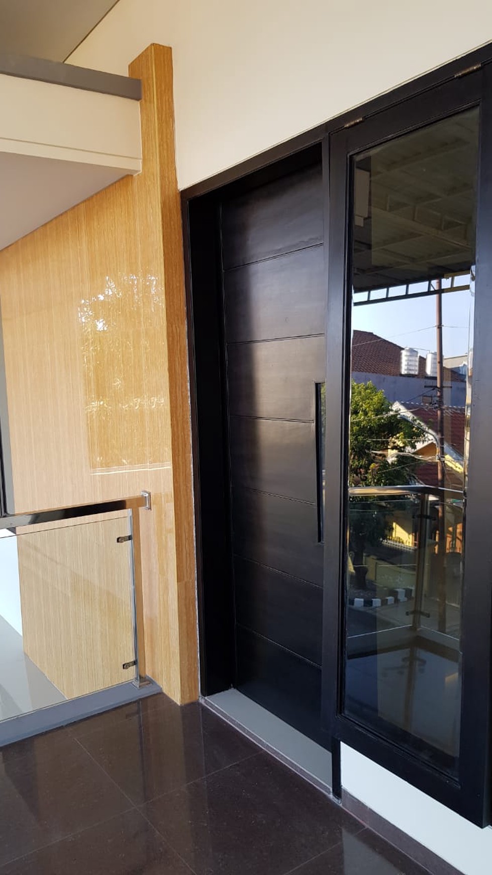 Rumah Dijual Darmo Baru Barat 2 LantaiDesain Cantik Minimalis