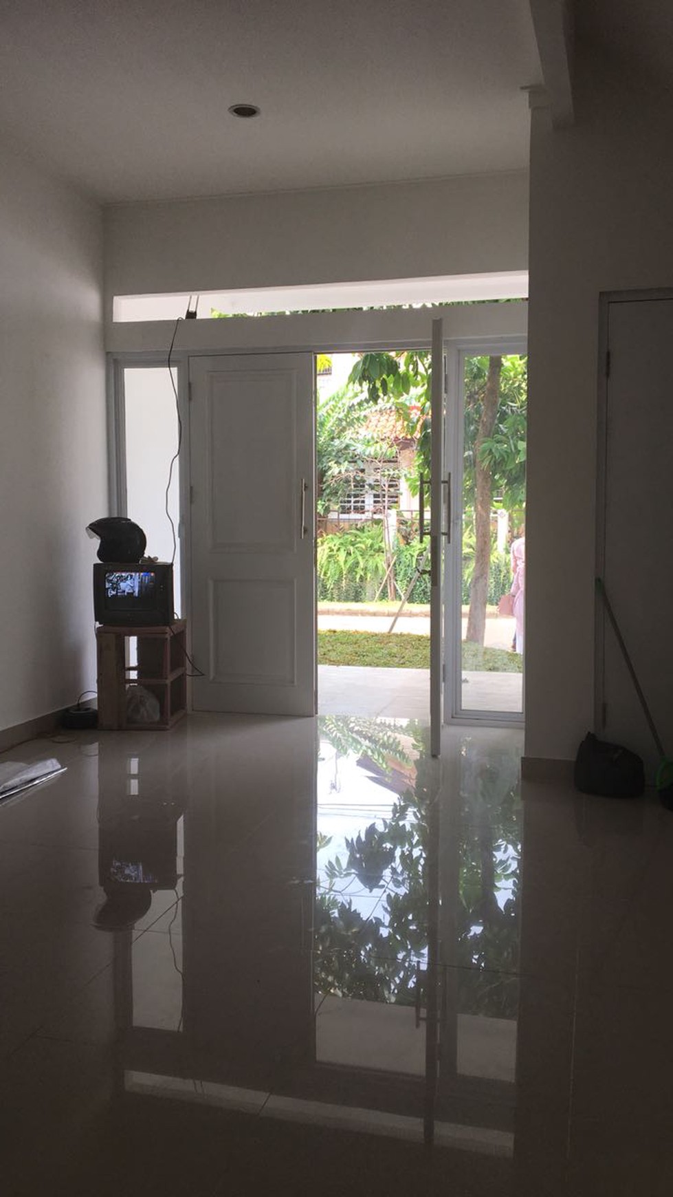 Rumah Brand New Minimalis yang Manis Di Bintaro Jaya Sektor 9