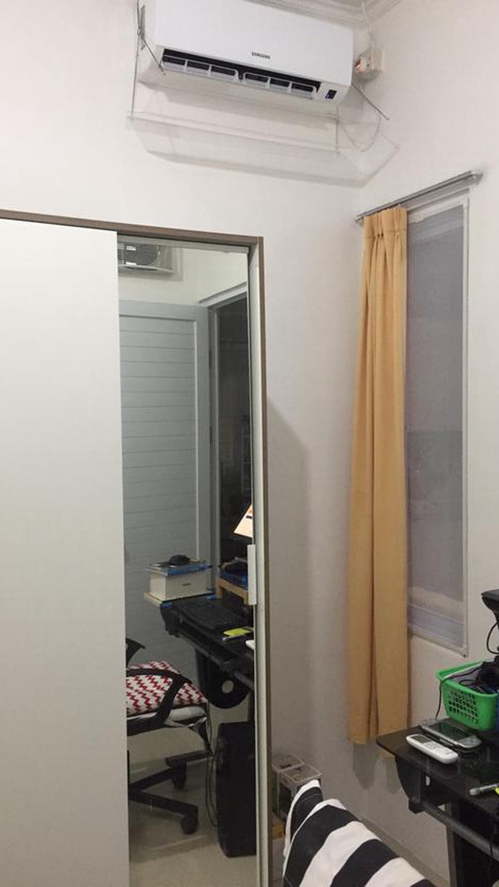 Dijual rumah area serpong park bagus rapih harga bersaing.