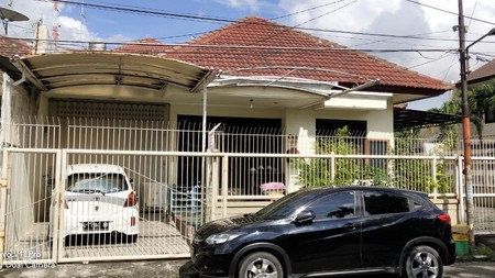 Rumah Simpang Darmo Permai Selatan Nego