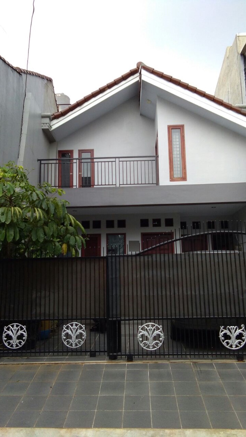 Rumah bagus,siap huni di Villa Bintaro Regency