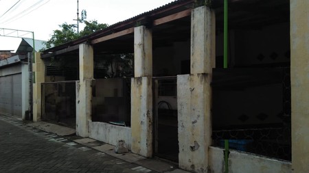 DIJUAL RUMAH DI DAERAH PETEMON SURABAYA PUSAT