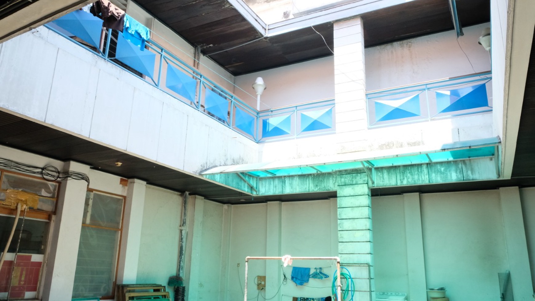 Dijual Rumah + Ruko kedungdoro nol jalan raya sangat strategis