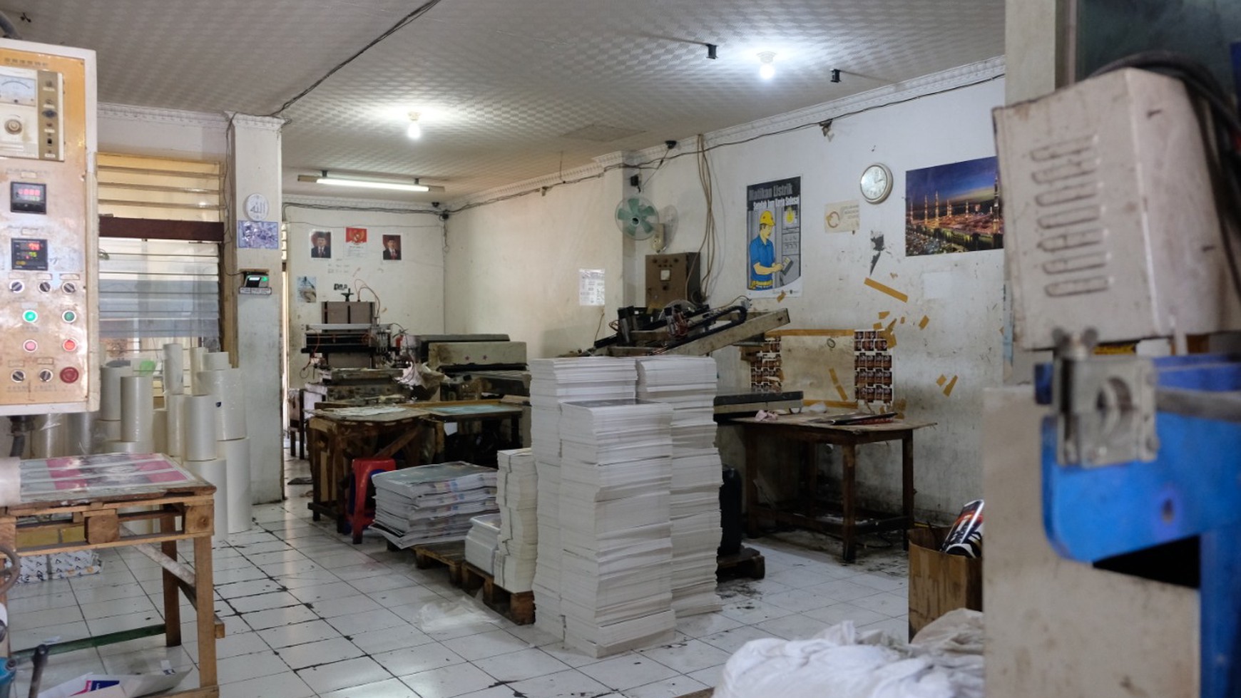 Dijual Rumah + Ruko kedungdoro nol jalan raya sangat strategis