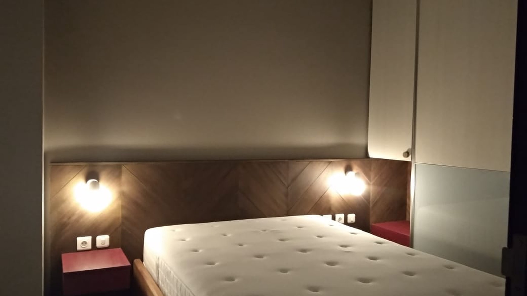 Apt disewakan