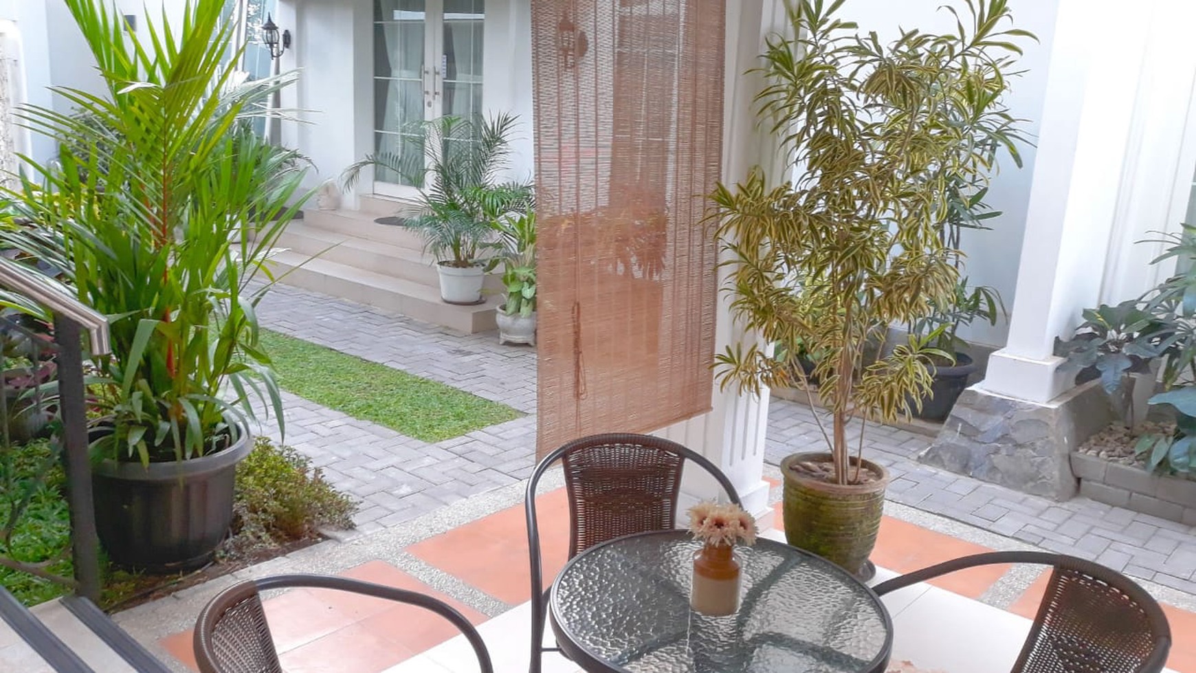 GUEST HOUSE DENGAN GAYA KLASIK LOKASI STRATEGIS, DI PUSAT KOTA YOGYAKARTA