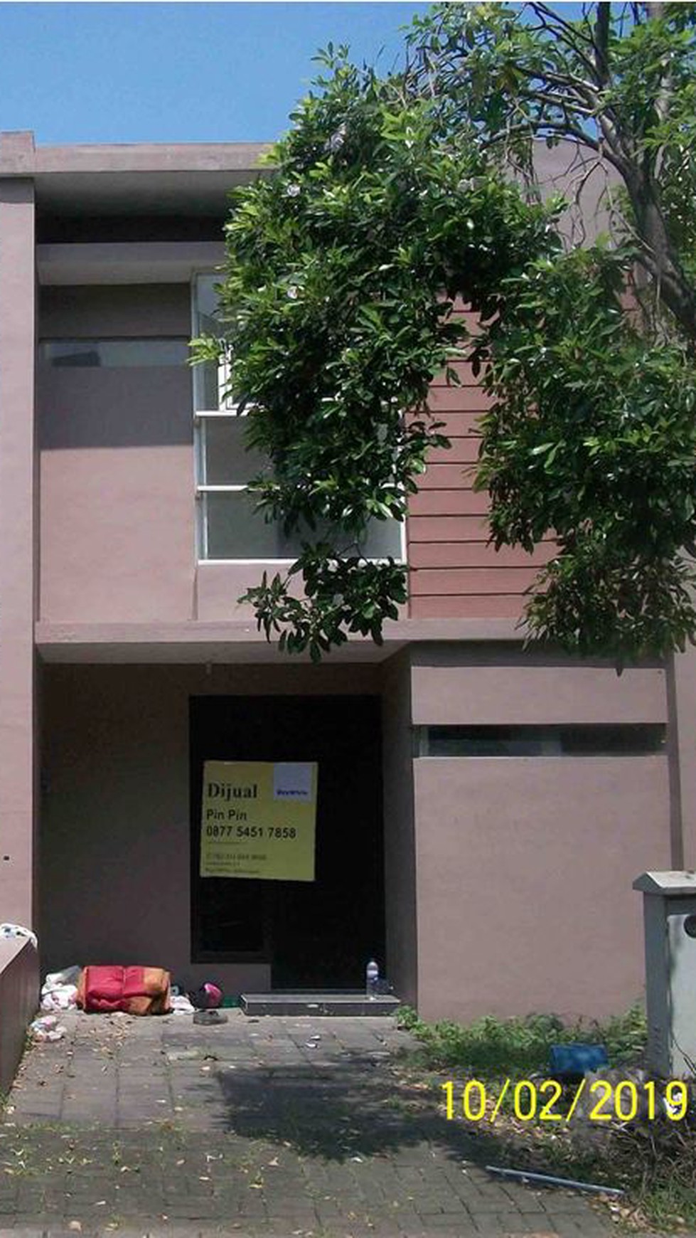 Jual Town House 2 Lantai, Baru Gress, Minimalis, Siap Huni, Bisa untuk Rumah Tinggal/Kantor - PP -