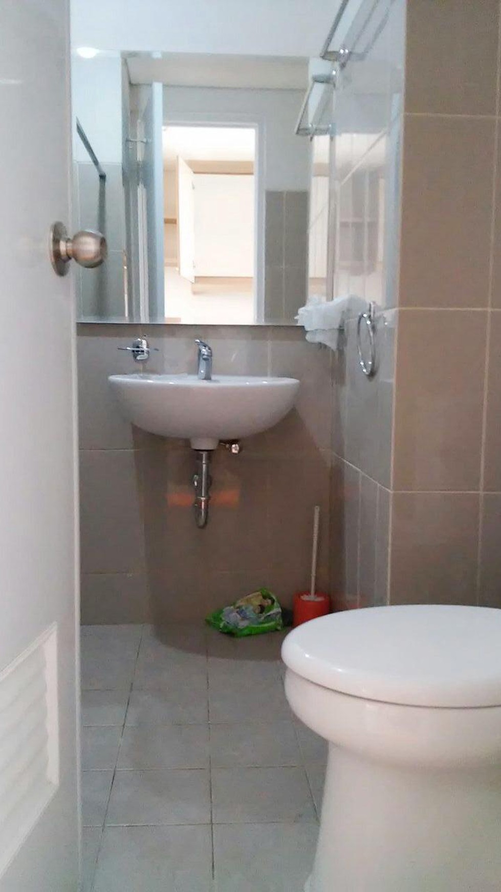 Apartemen Full Furnished di Bintaro Jaya Sektor 3a