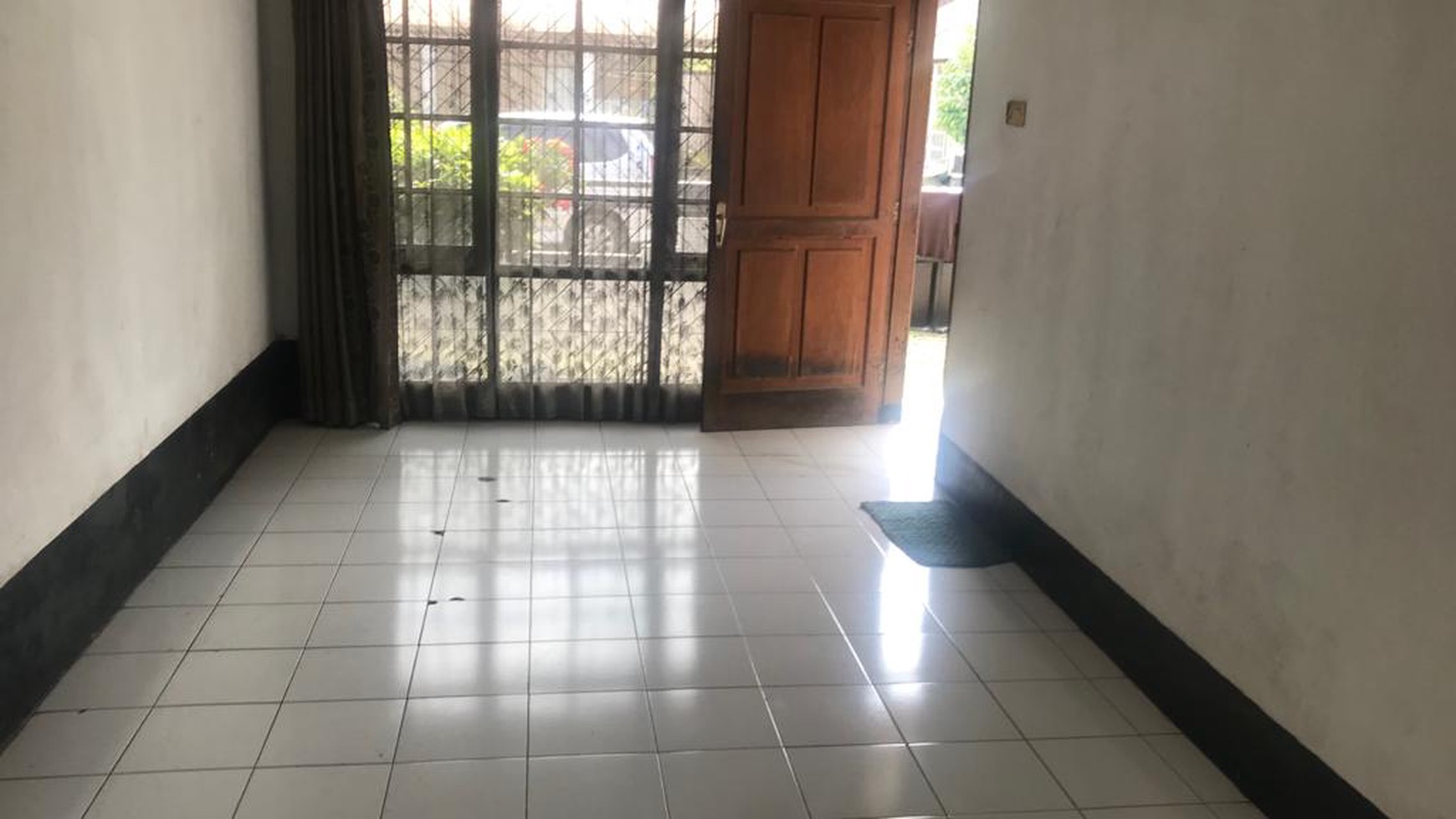 Rumah 10 kamar dekat Superindo Taman Kopo Indah